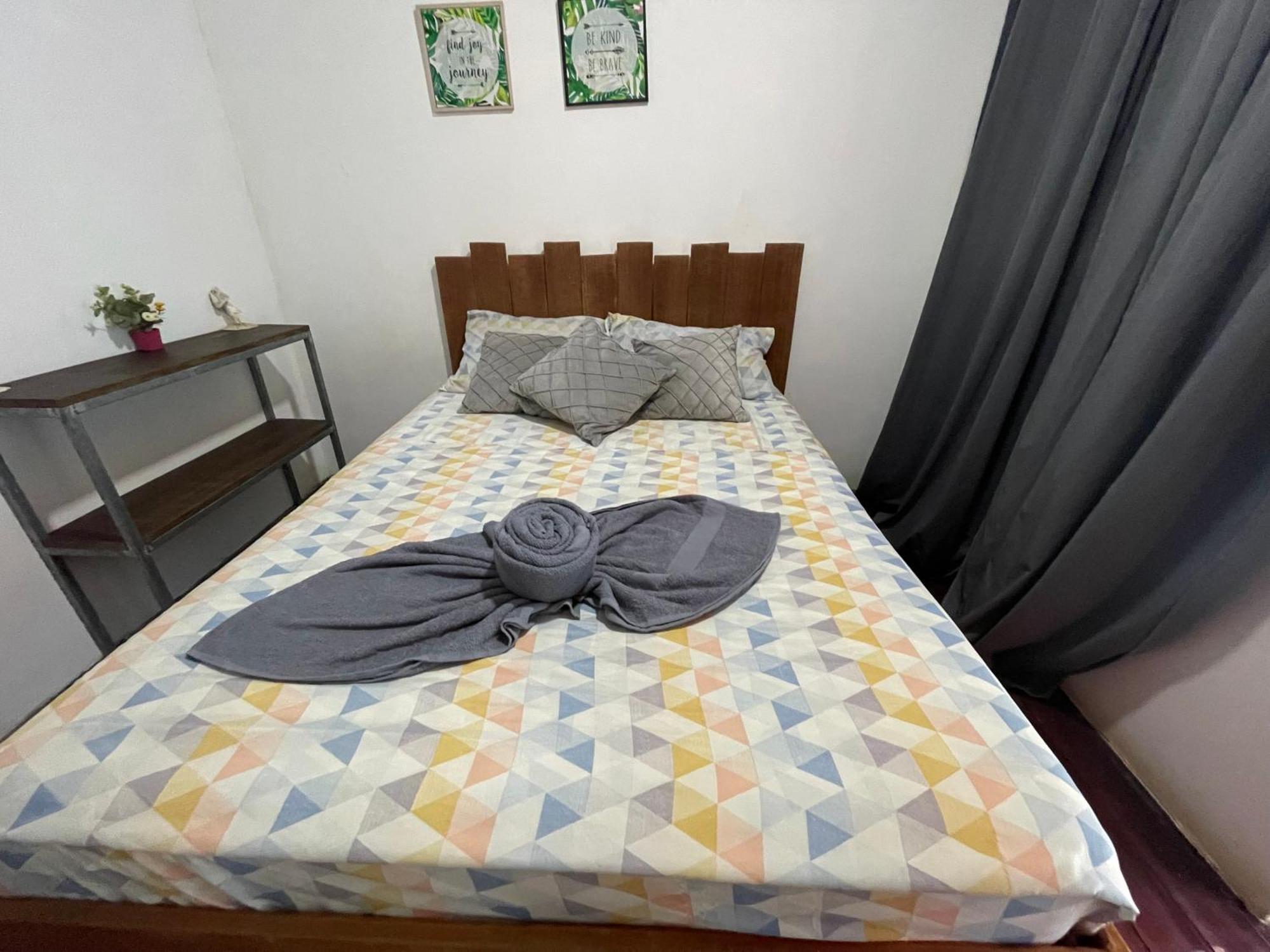 Uvita Pirates Hostel ภายนอก รูปภาพ