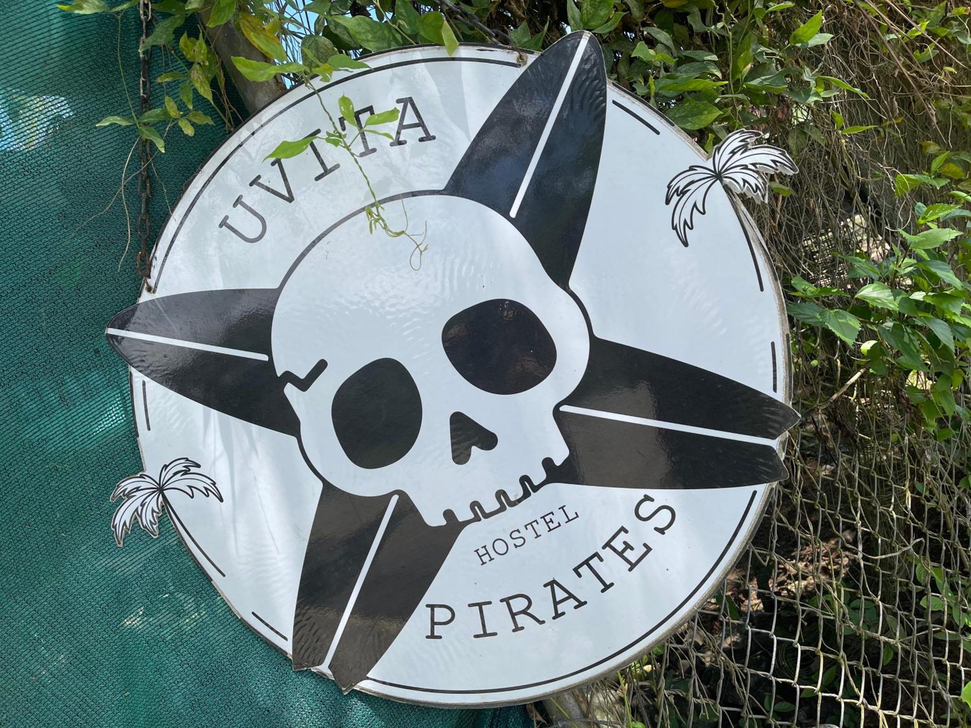 Uvita Pirates Hostel ภายนอก รูปภาพ
