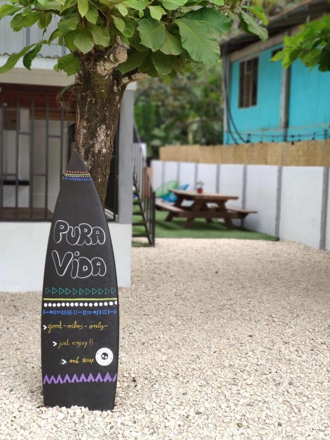 Uvita Pirates Hostel ภายนอก รูปภาพ